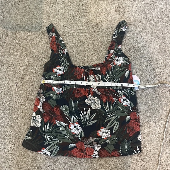 VOLCOM Tank Top - Picture 4 of 6